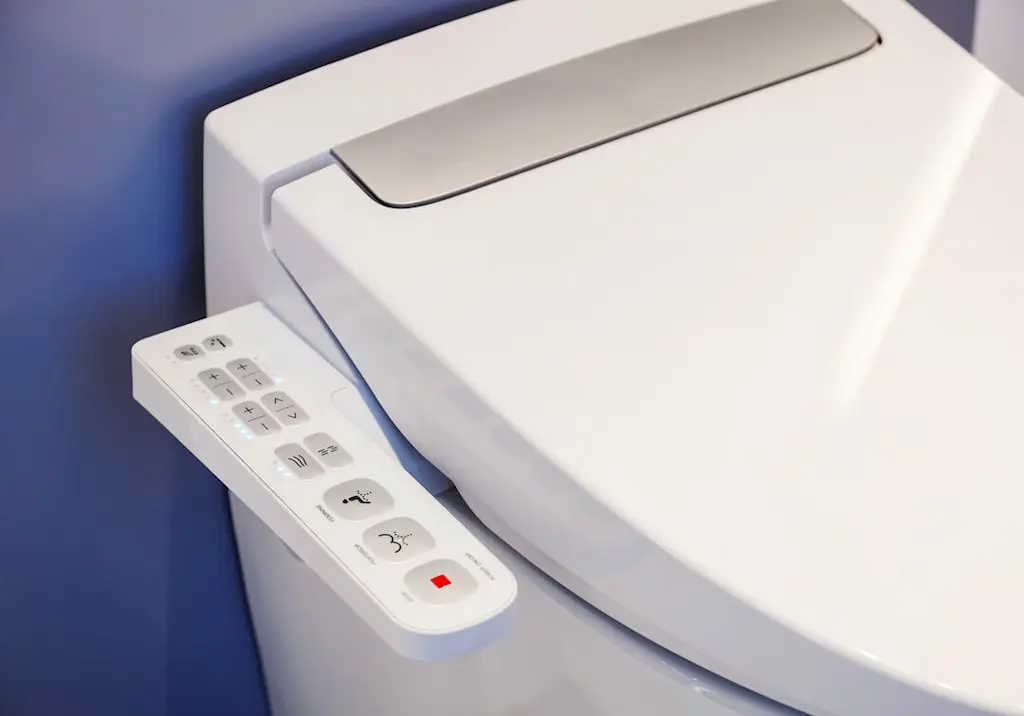 Smart bidet toilet seat with remote resized