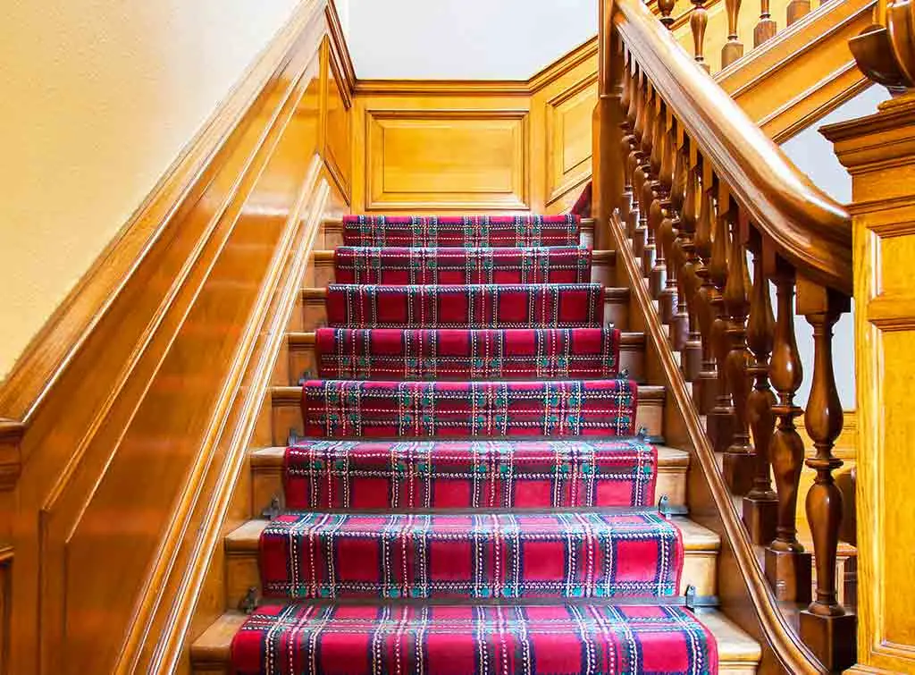 Geometric patterned stair runner ideas