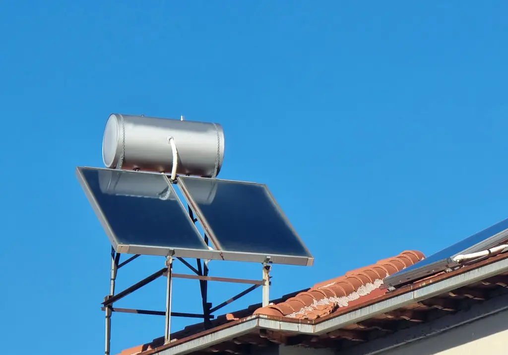 Flat plate solar thermal collector resized