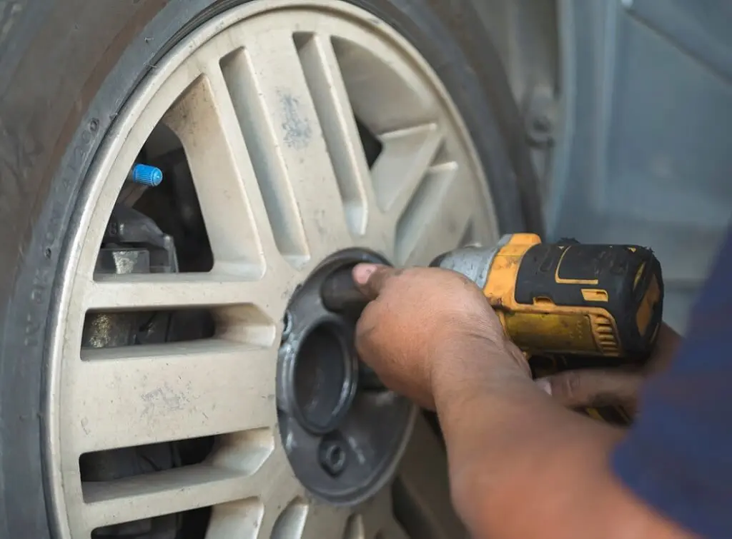 https://www.checkatrade.com/blog/wp-content/uploads/2024/10/average-earnings-for-mobile-mechanic-1.jpeg
