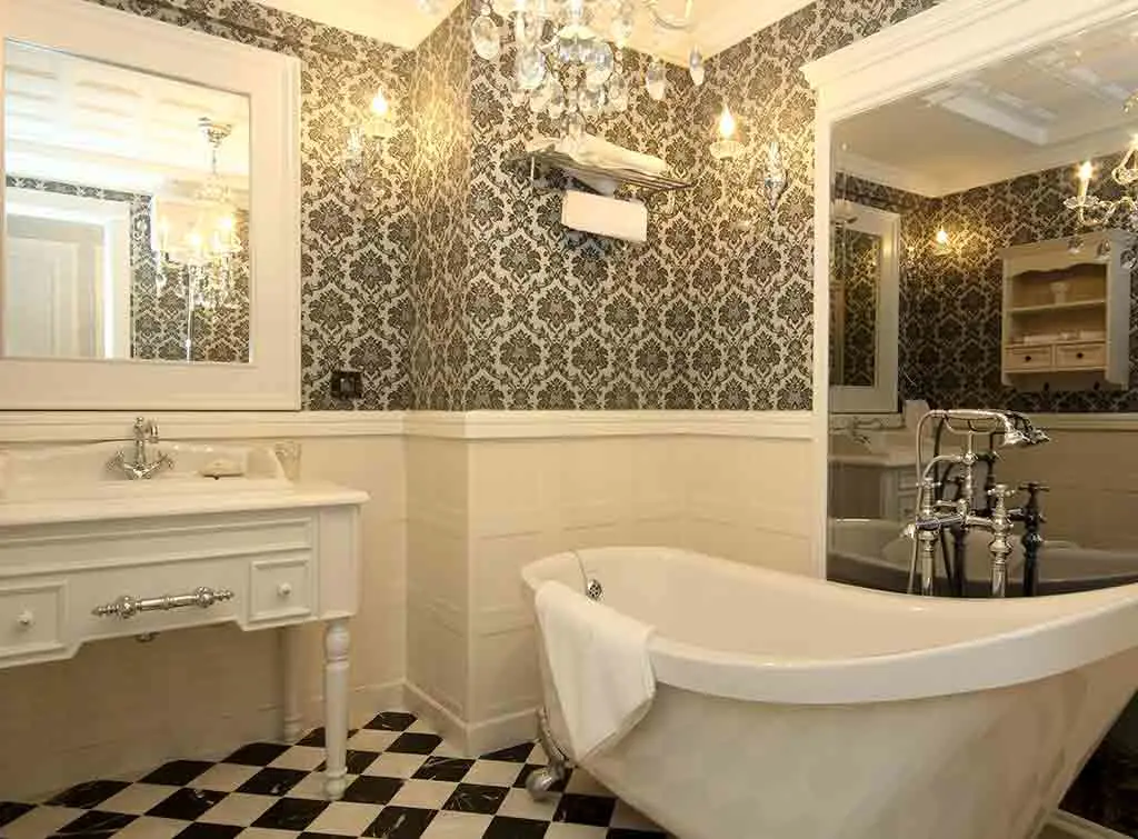 pair wallpaper with panelling