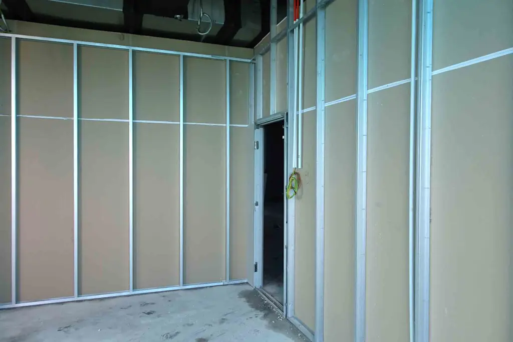 How to build a stud wall