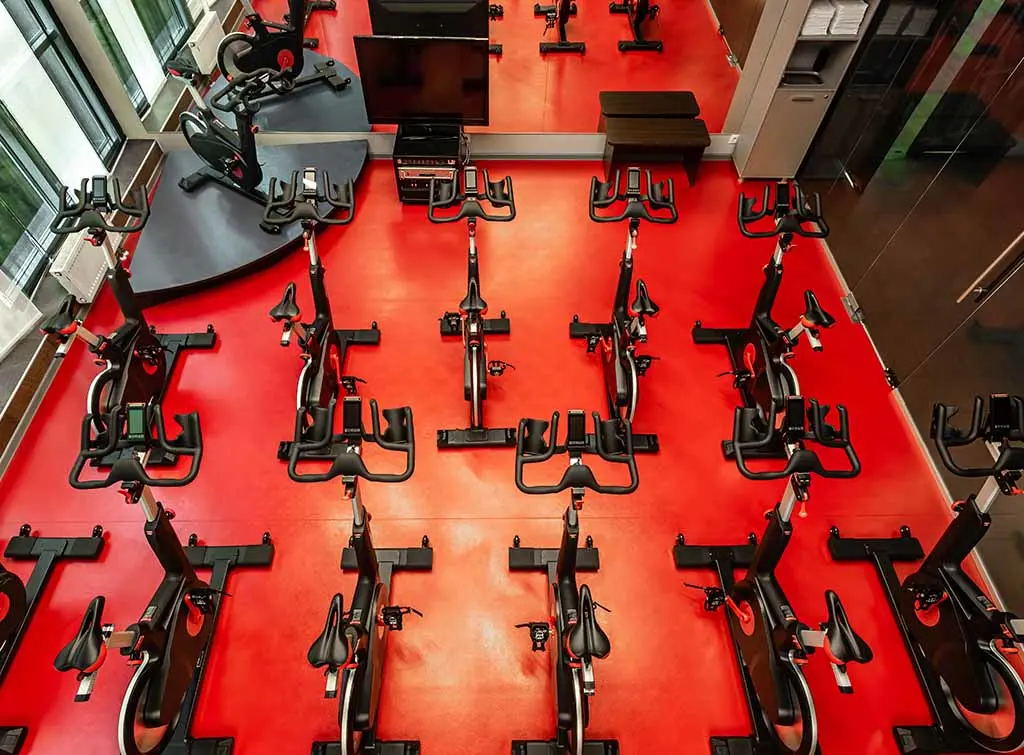 Spin studio design ideas - red and black spin studio