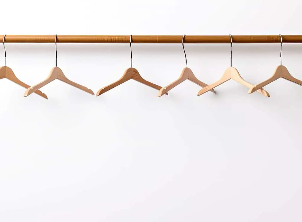 https://www.checkatrade.com/blog/wp-content/uploads/2023/11/Coats-coat-rail.jpg