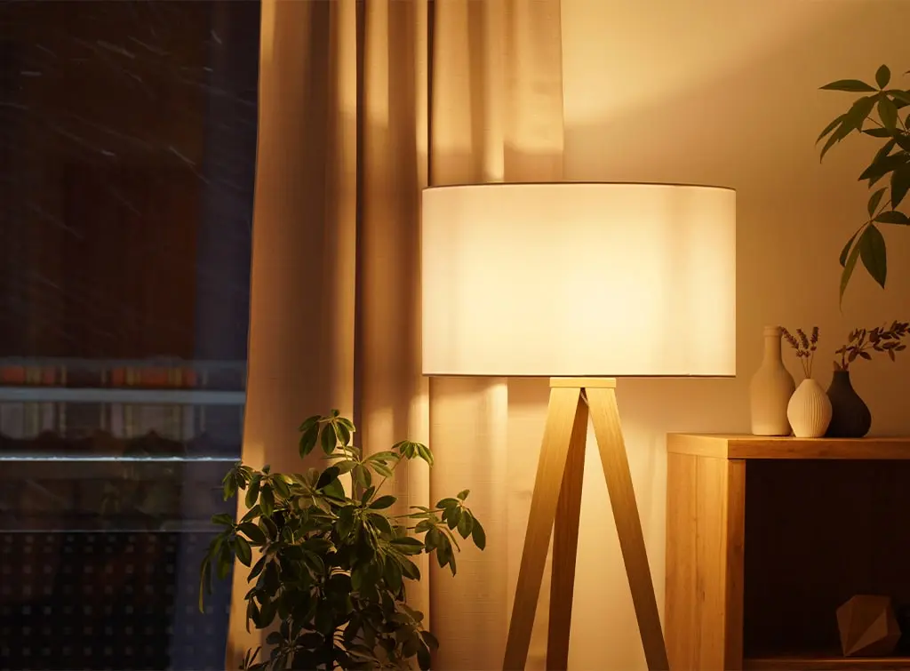 tripod lamp