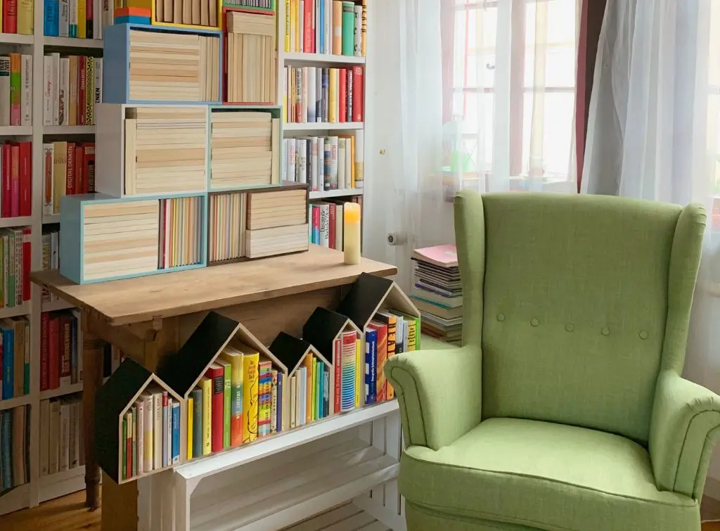 reading corner ideas for adults