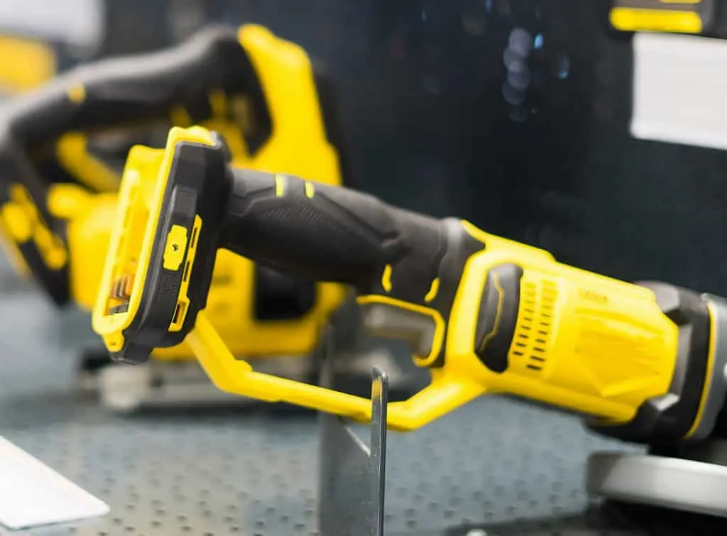https://www.checkatrade.com/blog/wp-content/uploads/2024/08/dewalt-or-milwaukee-impact-wrench.jpeg