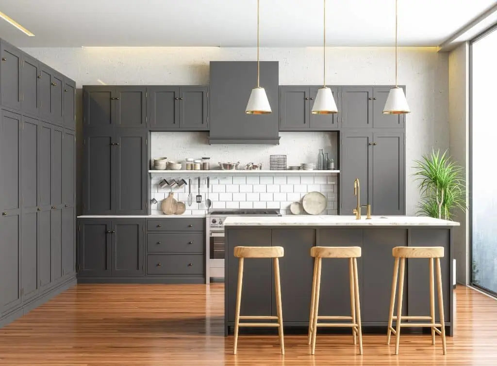 White and grey kitchen ideas with pendant lights and a breakfast bar