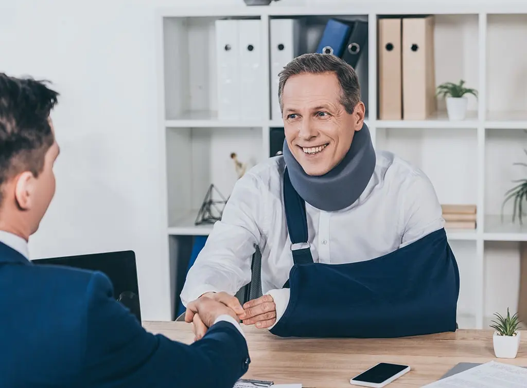 https://www.checkatrade.com/blog/wp-content/uploads/2023/11/employer-liability-insurance-coverage.jpg