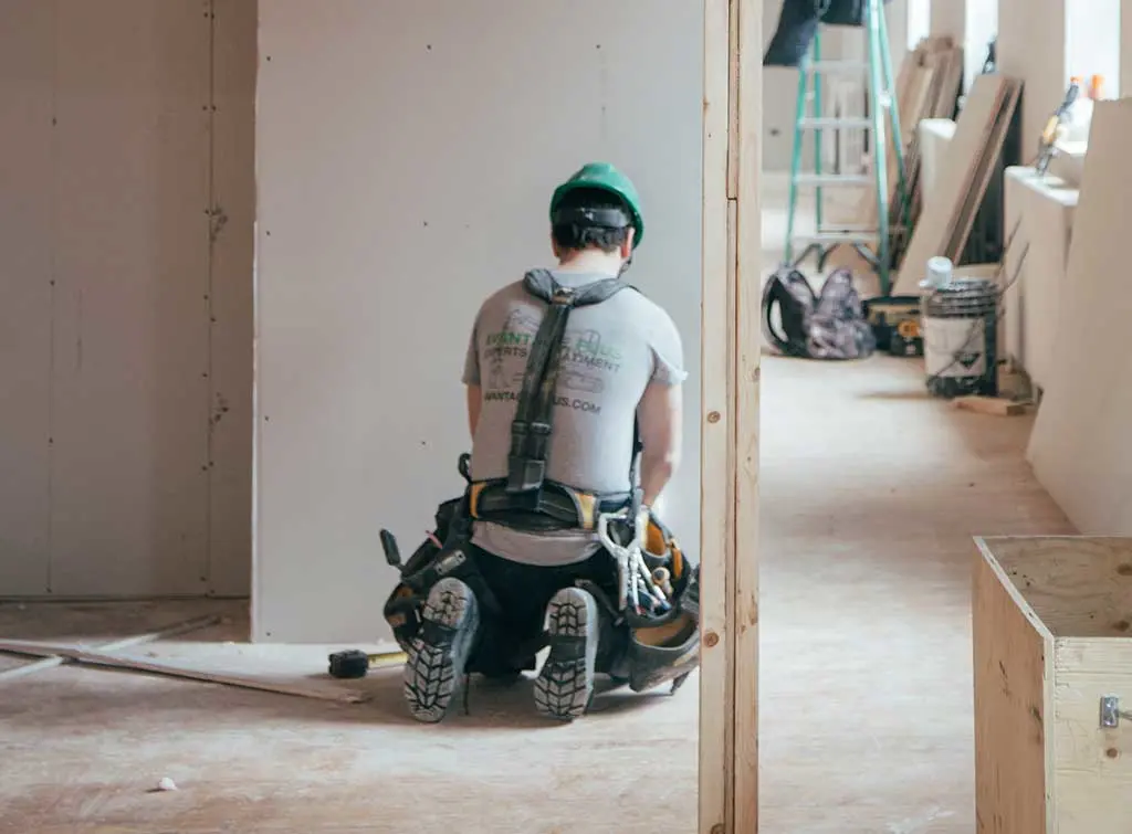 unfair stereotypes of tradespeople
