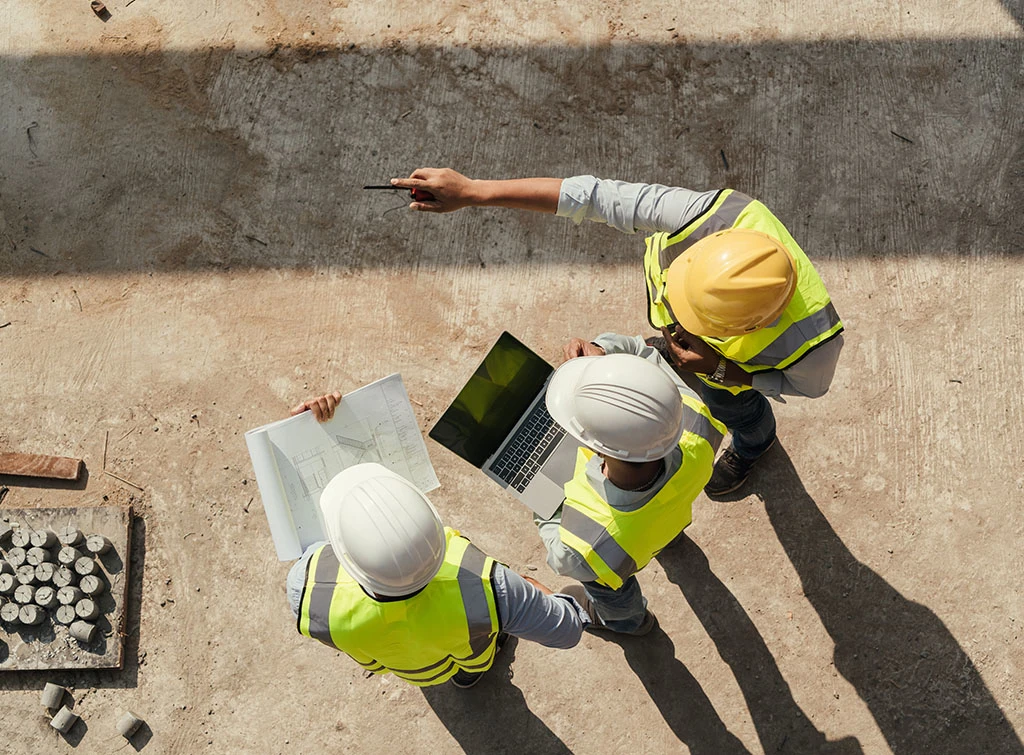 How to become a construction manager