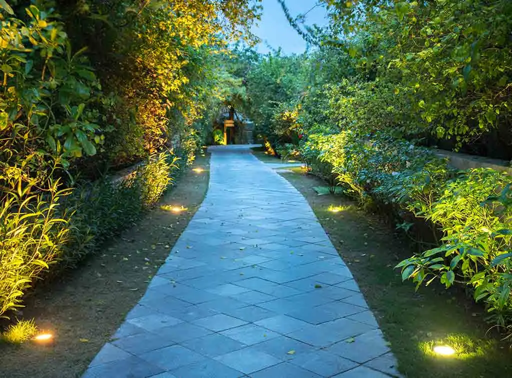 https://www.checkatrade.com/blog/wp-content/uploads/2020/07/garden-path-lights.jpg