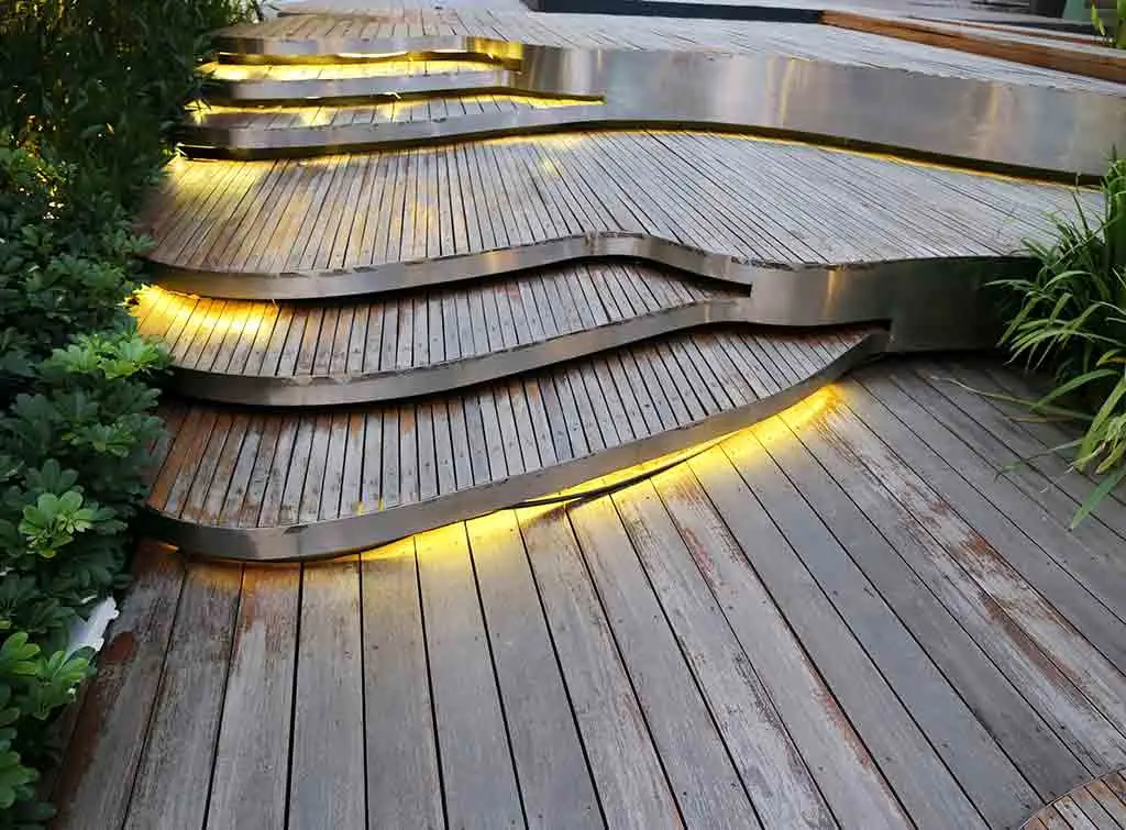 corner deck stairs