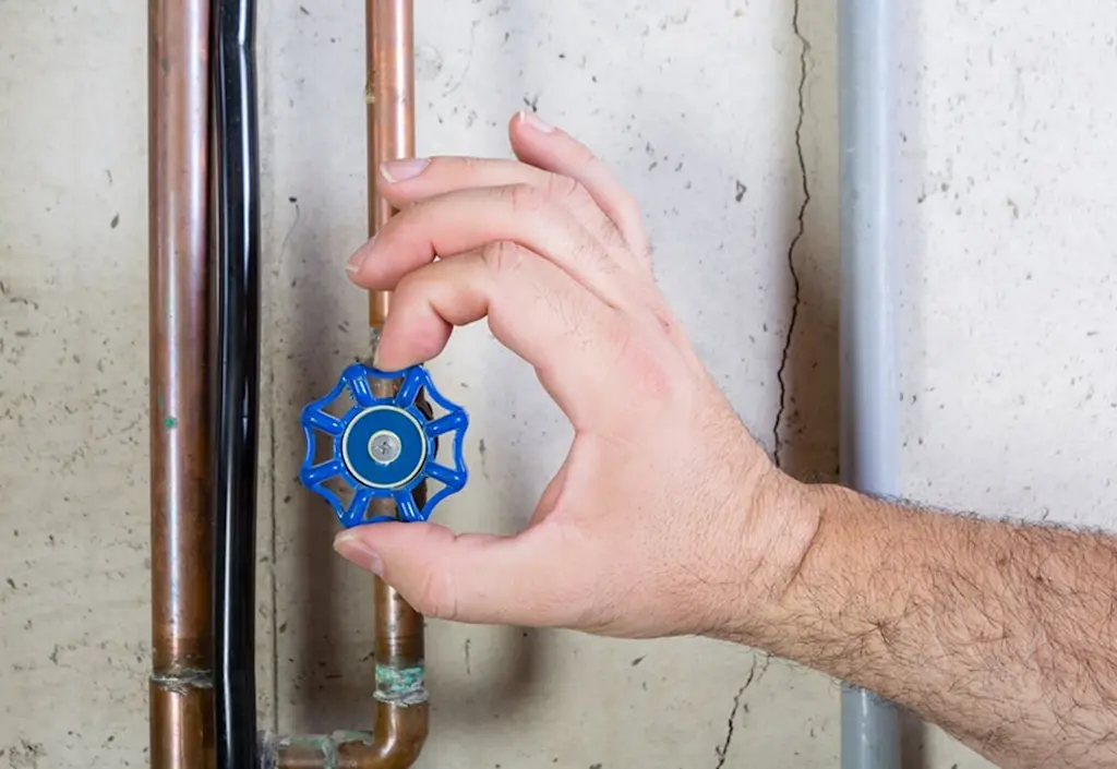 Water stopping gate valve