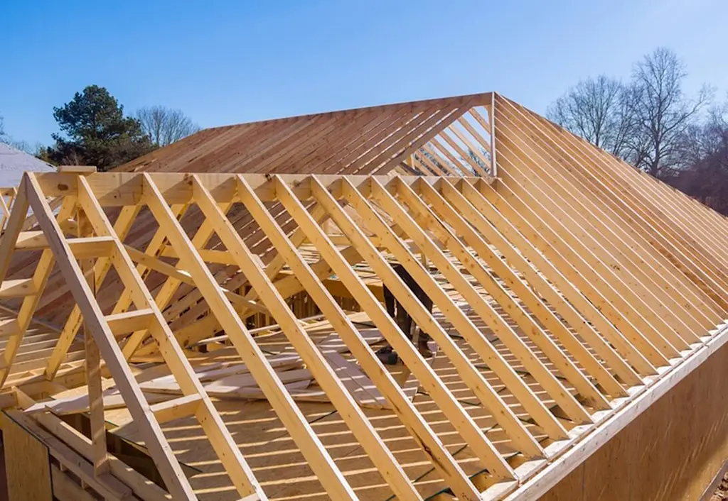 Truss beams to create roof
