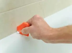 Easy way to reseal a bath