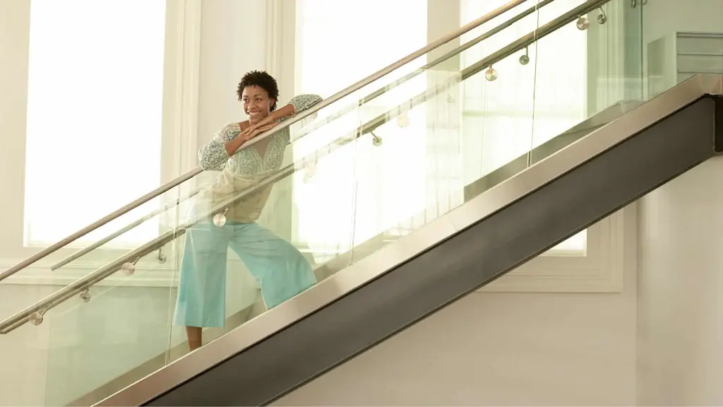 Glass balustrades on your glass staircase design