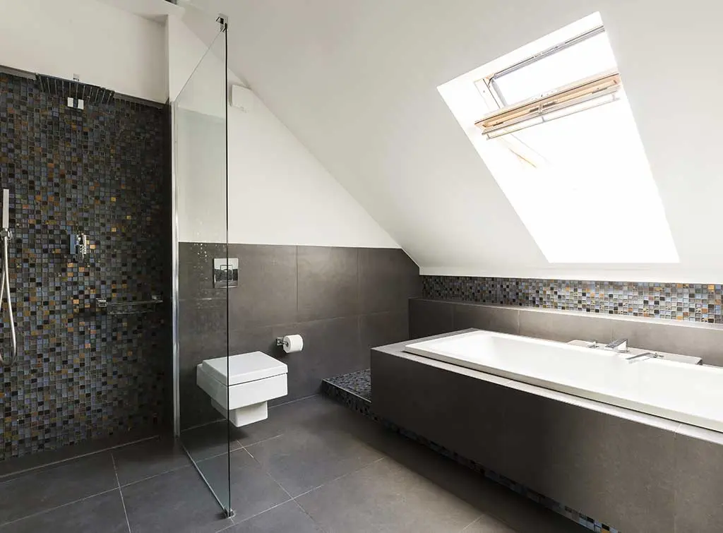 Black mosaic bathroom tiles design