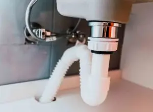 Under bath waste fittings and components