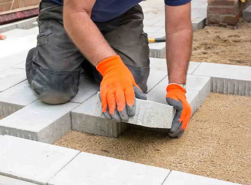 Laying paving stones for patio