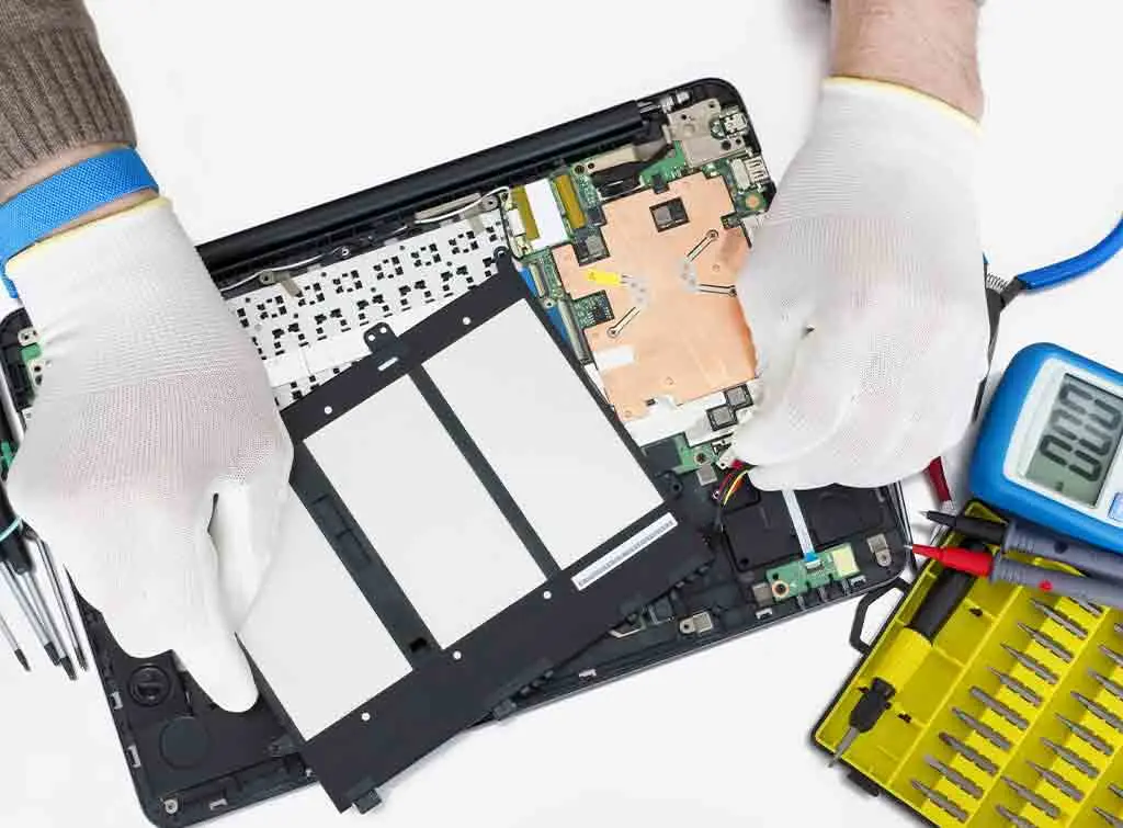 Laptop screen repair cost