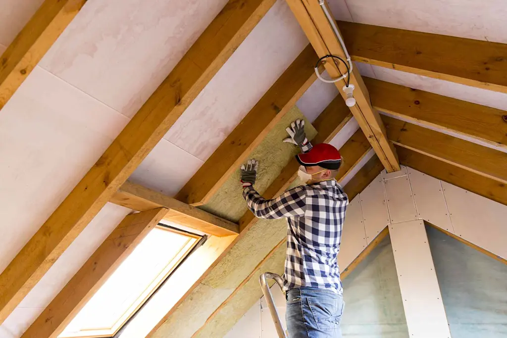How to insulate a vaulted ceiling in 5 steps