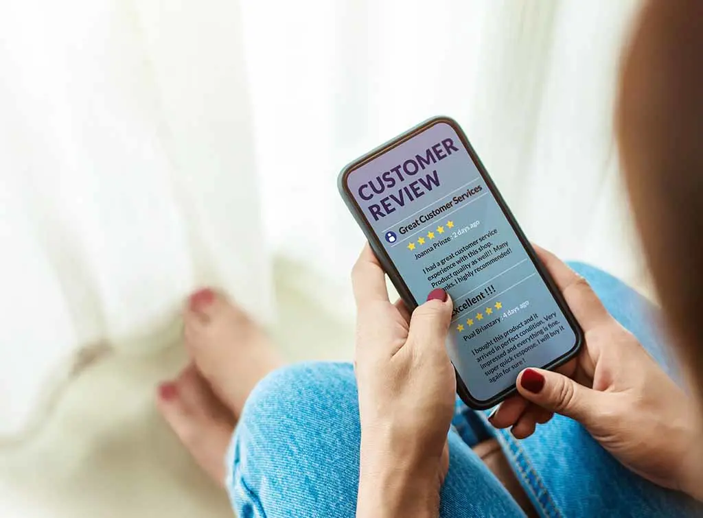https://www.checkatrade.com/blog/wp-content/uploads/2021/11/review-as-social-proof-1.jpg