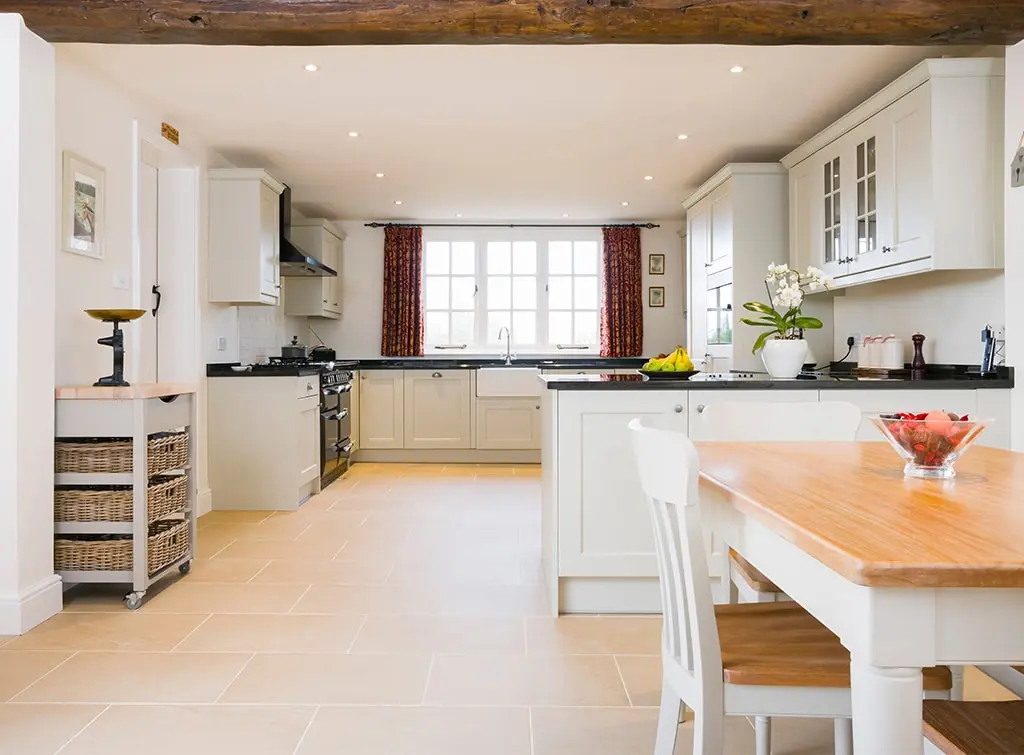 country kitchen recessed lighting idea