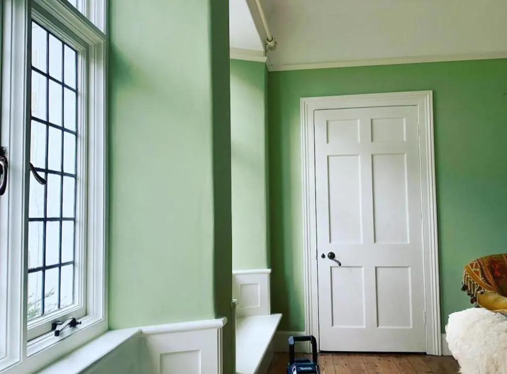 Sean Saunders Painting &amp; Decorating - green room