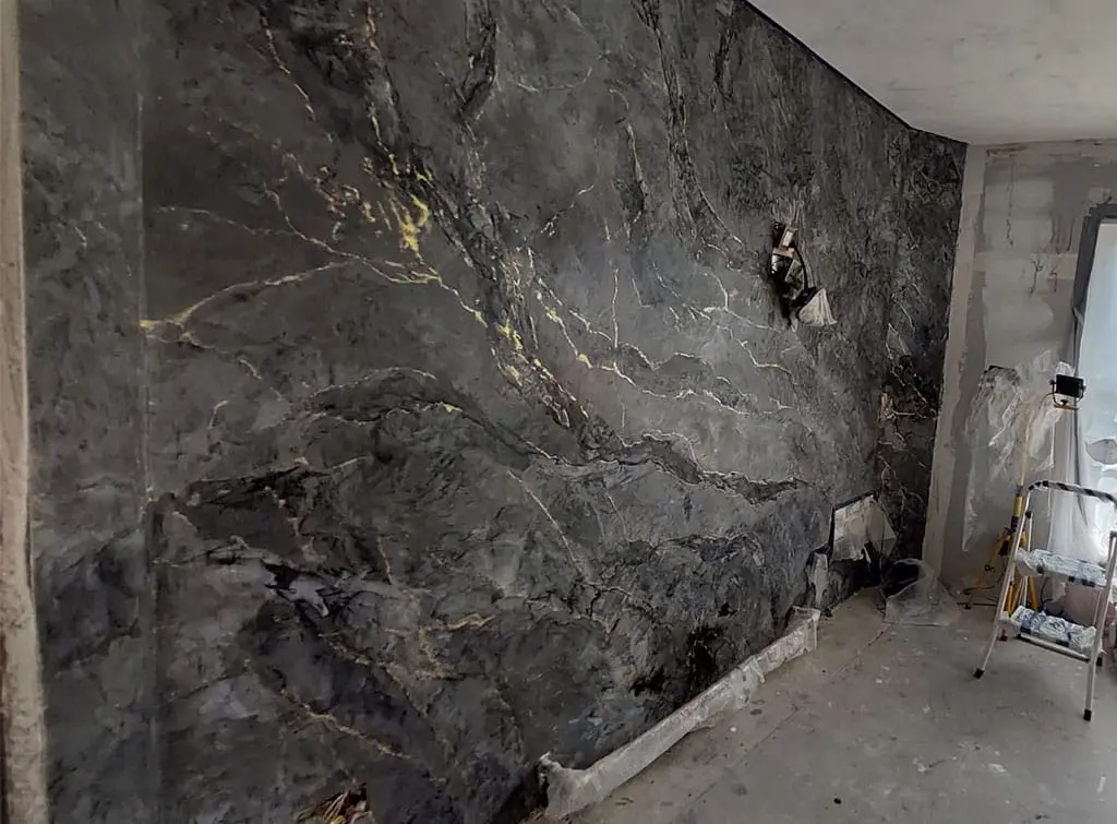 Charcoal and gold limewash wall paint ideas