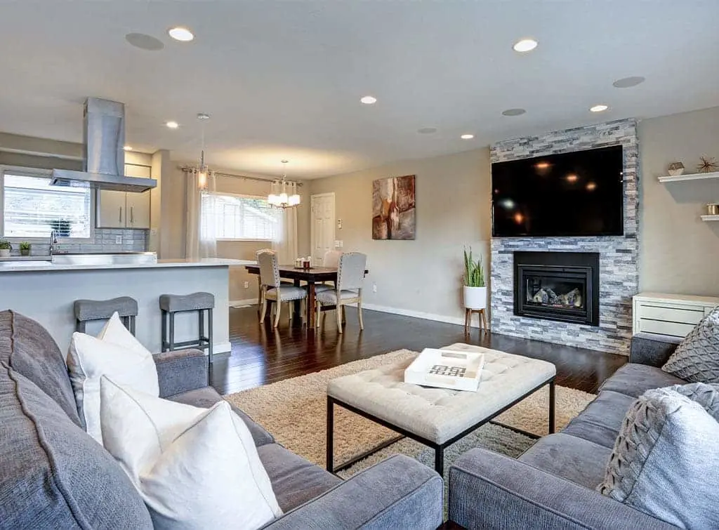 Recessed ceiling downlights in an open plan living room diner