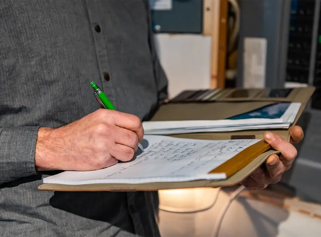 https://www.checkatrade.com/blog/wp-content/uploads/2023/09/Trade-inspection.jpg