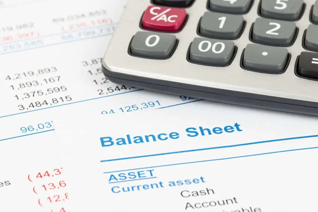https://www.checkatrade.com/blog/wp-content/uploads/2023/07/Common-accounting-questions-1024x683.jpg
