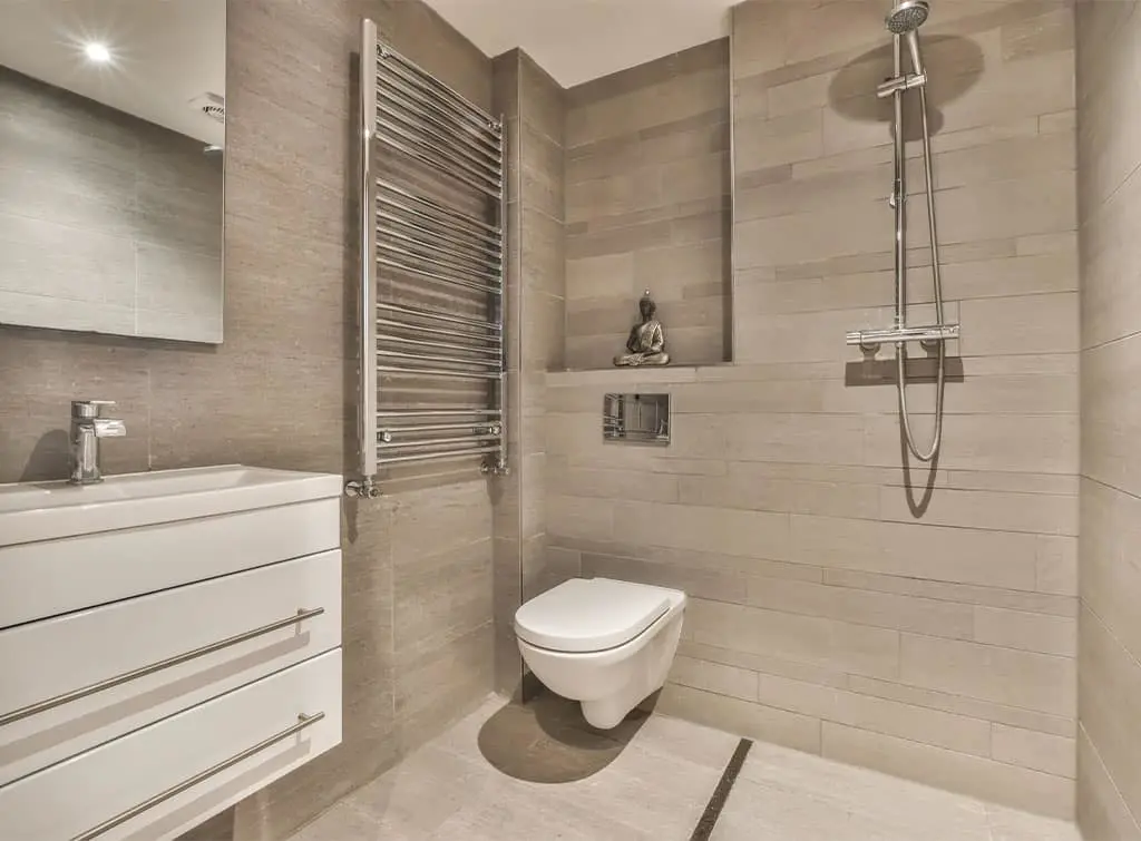 How to prepare a wall for tiling wet room