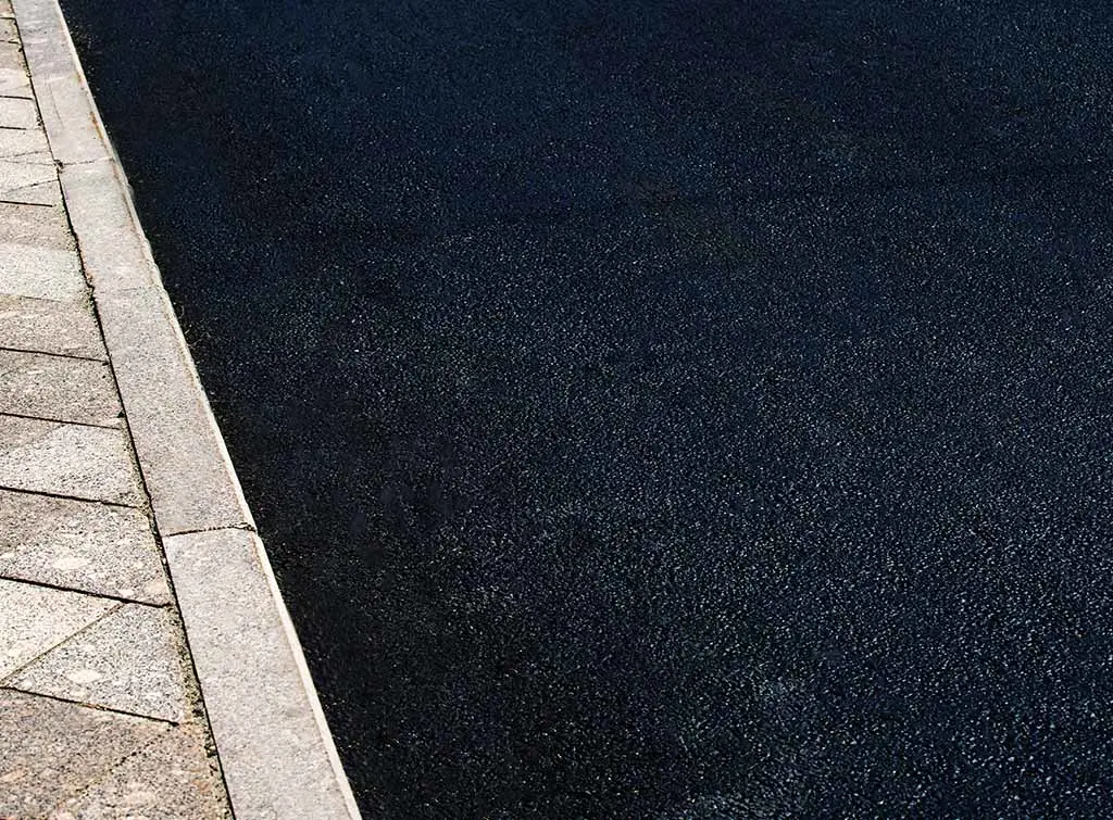 Using a tarmac driveway cost calculator