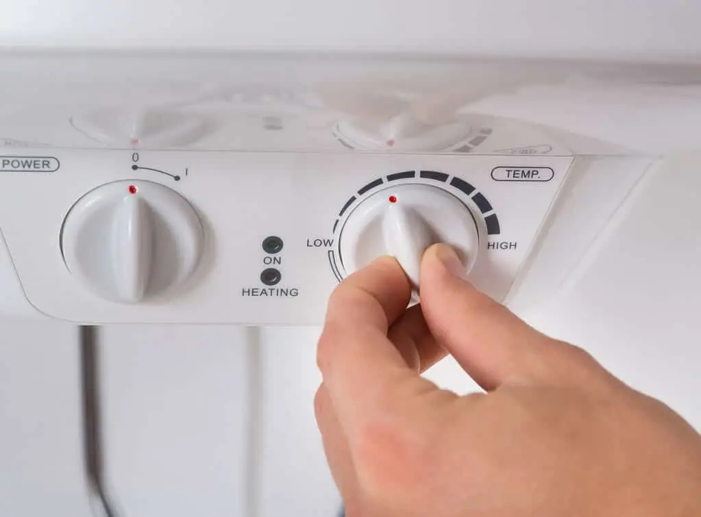 https://www.checkatrade.com/blog/wp-content/uploads/2024/12/operating-electric-boiler-expert-advice.jpeg