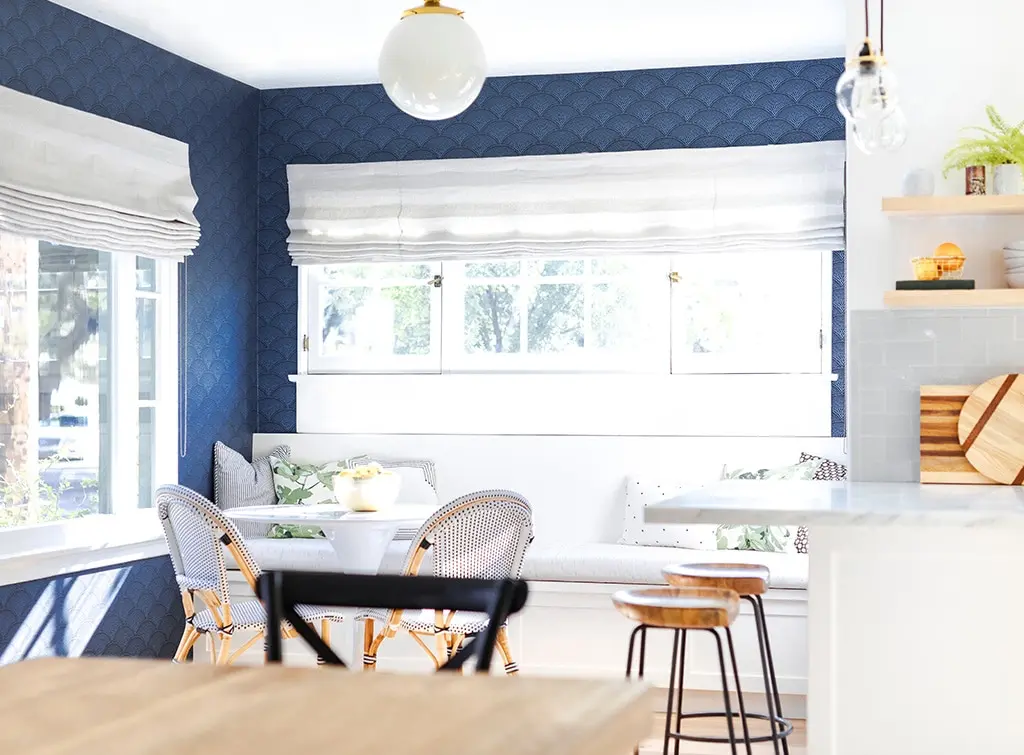Kitchen wallpaper zoning