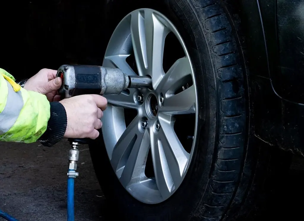 Local tyre replacement