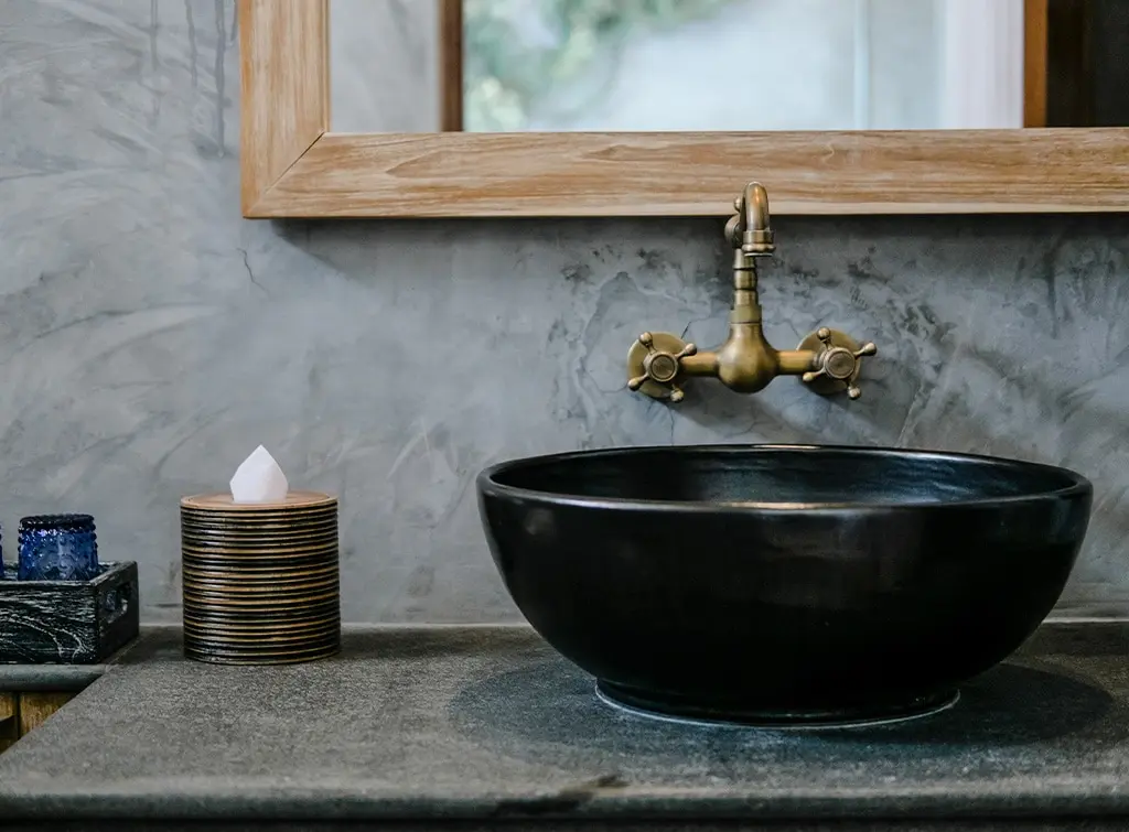 black bathroom sink