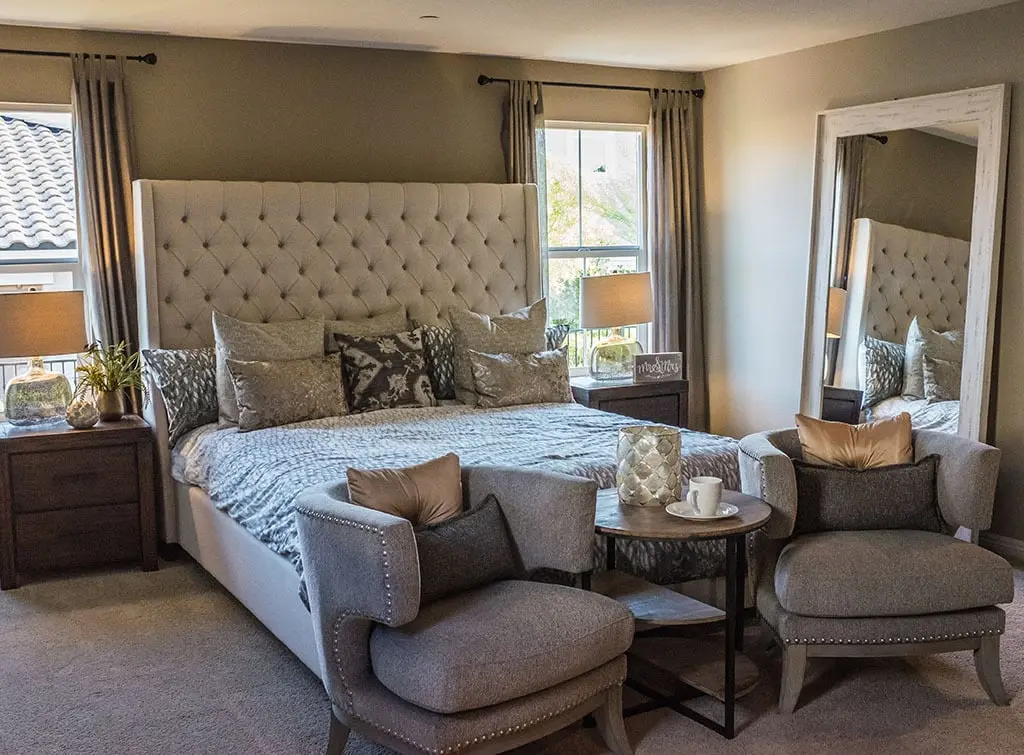 silver grey bedroom decor