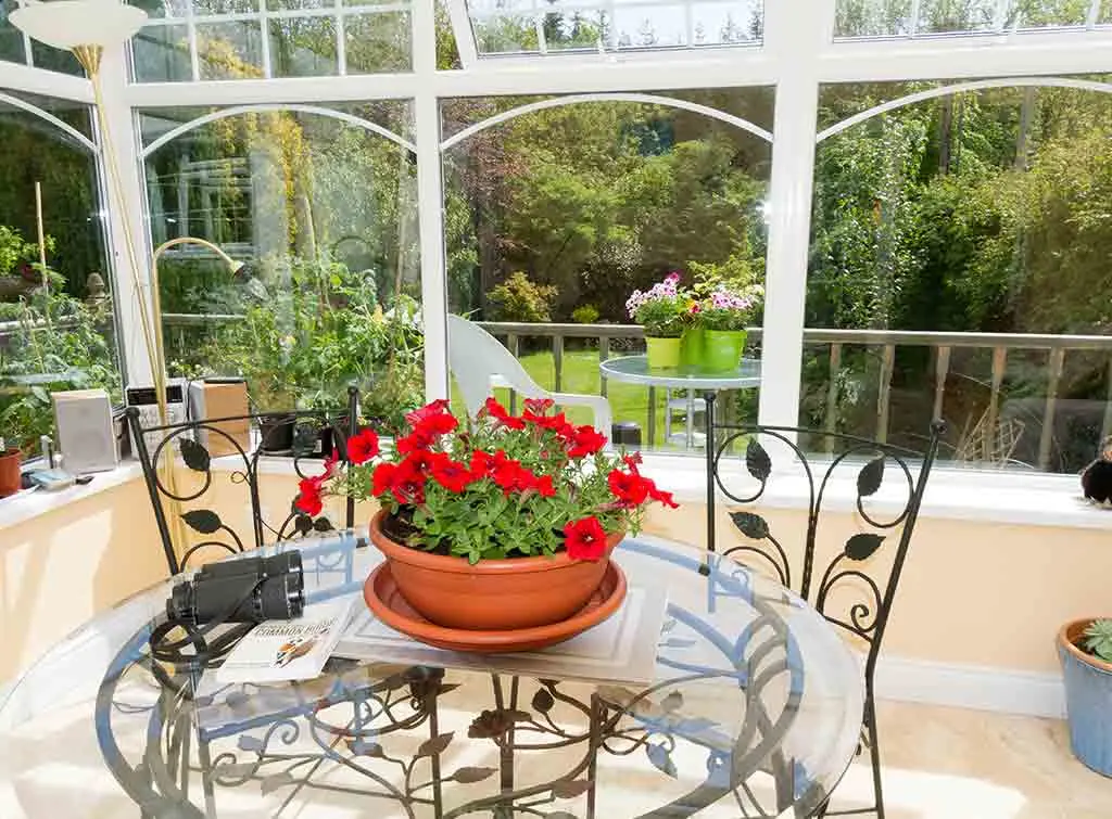 Lean-to small conservatory design idea