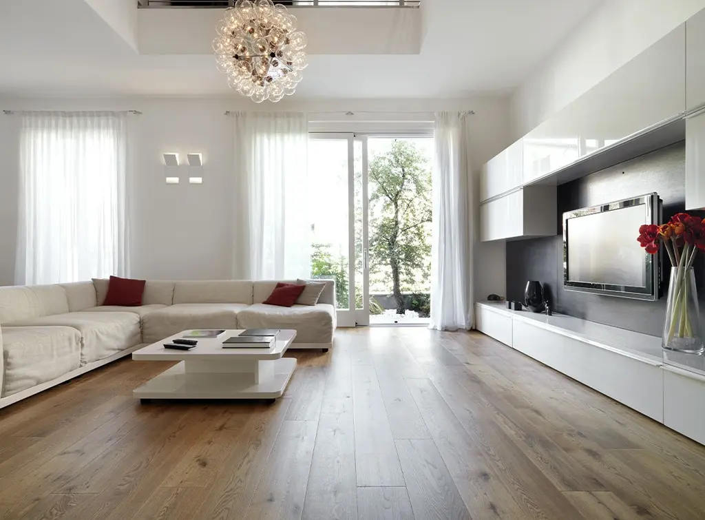 modern ceiling chandelier in living room