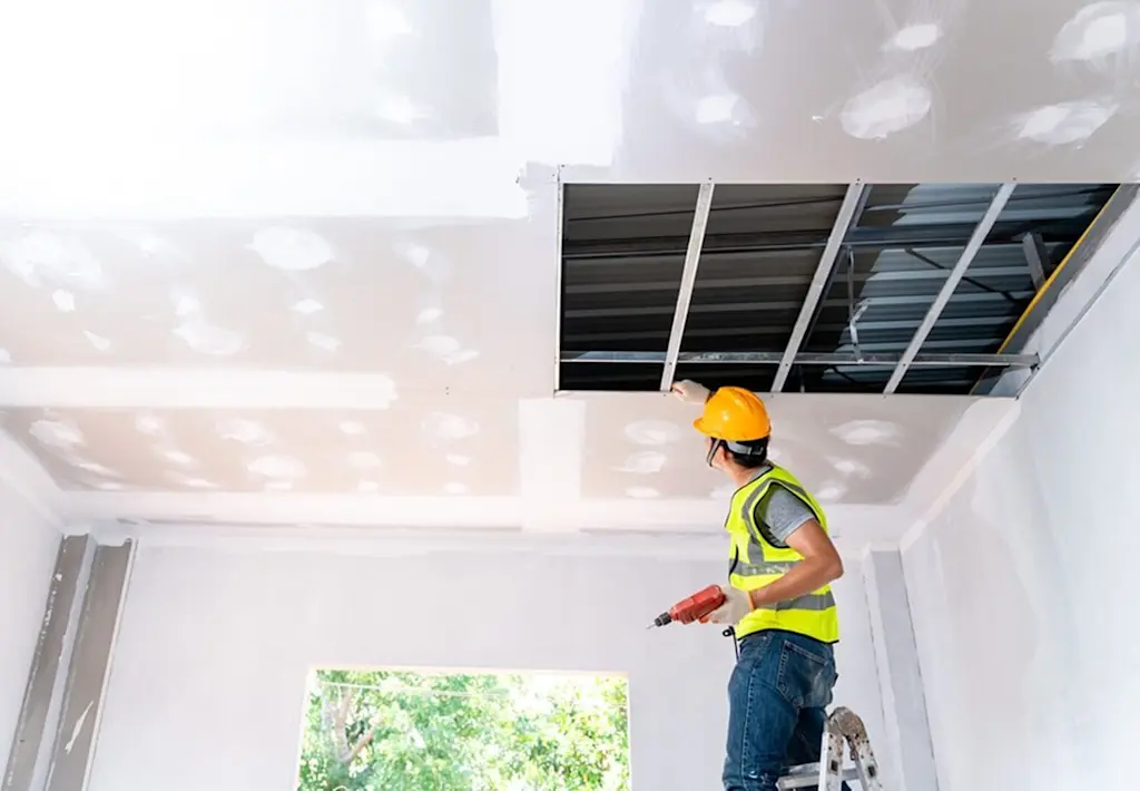 Suspended plasterboard ceiling
