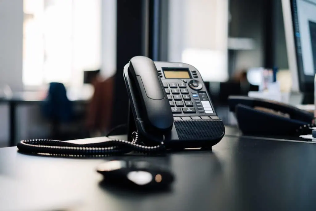 cut phone line