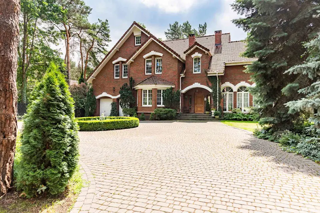 impressive block paving driveway