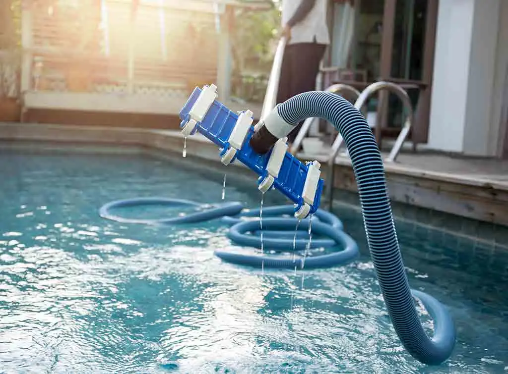 swimming pool maintenance cost