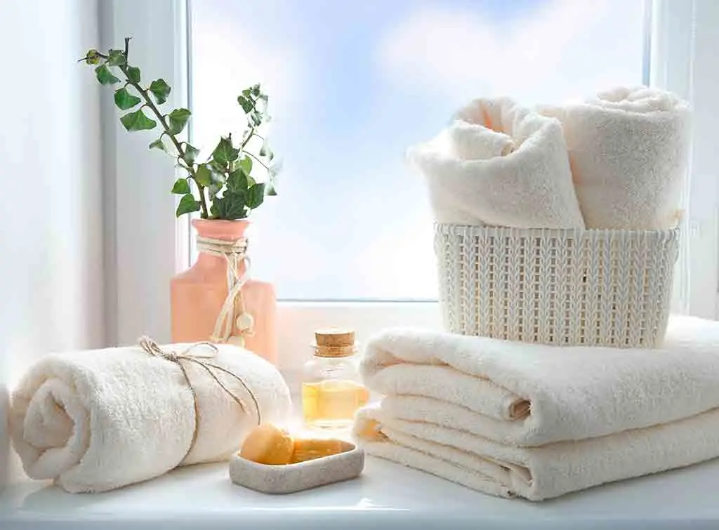 windowsill bathroom ideas for shelves