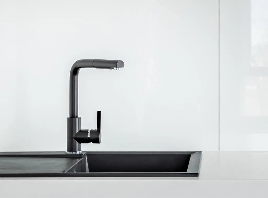 Composite sinks for kitchens