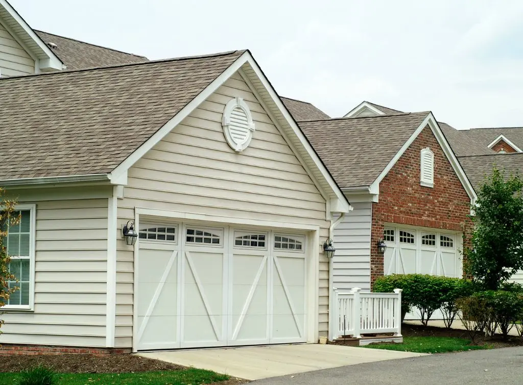 garage door colours - fit in with the street