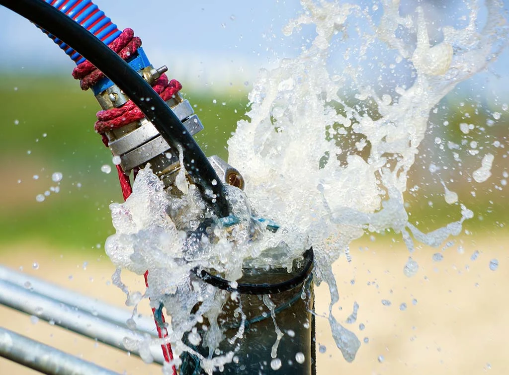 https://www.checkatrade.com/blog/wp-content/uploads/2021/09/Well-repair-cost.jpg
